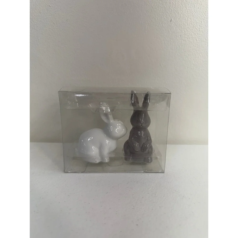 Salt &‎ Pepper shakers white gray glossy kitchen tools home decor spring Easter